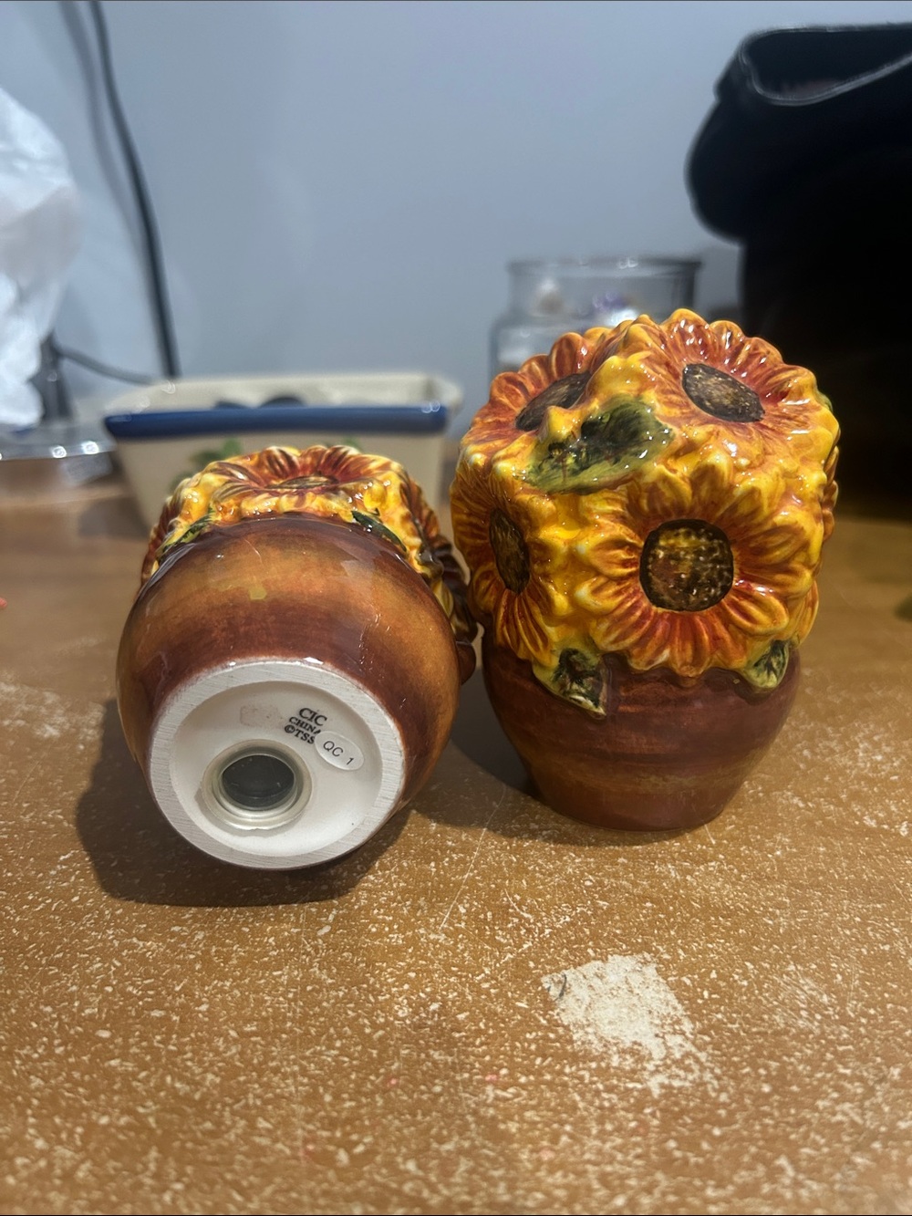 Sunflower Ceramic Salt and Pepper Shaker Set - Yellow Brown